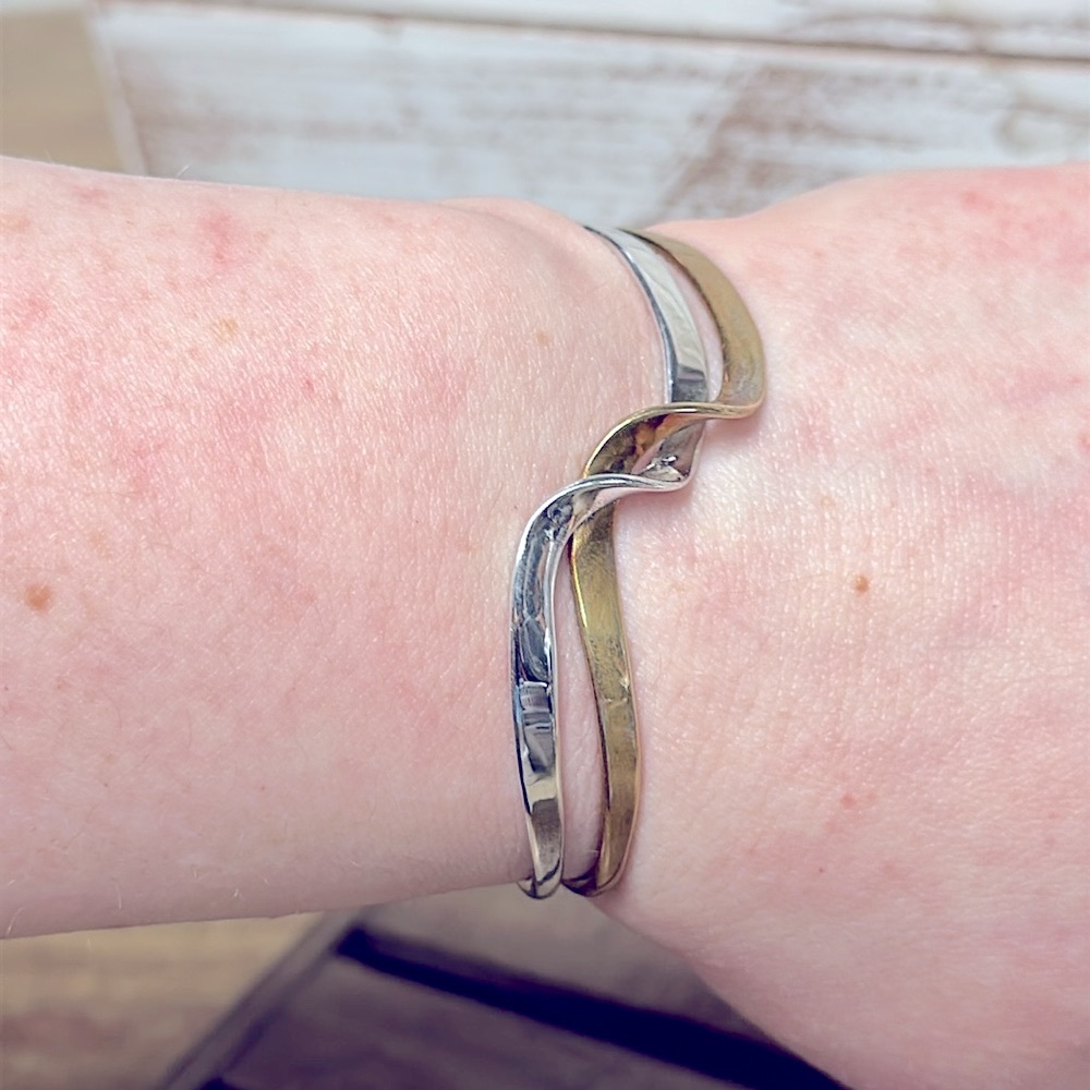 Lori euc southwestern Elegant Gold brass Silver Twist adjustable metal Bracelet